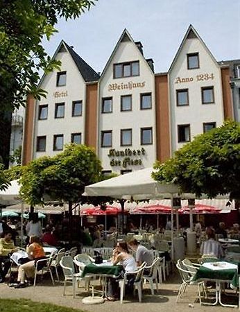 Hotel Kunibert Der Fiese Кьолн Екстериор снимка