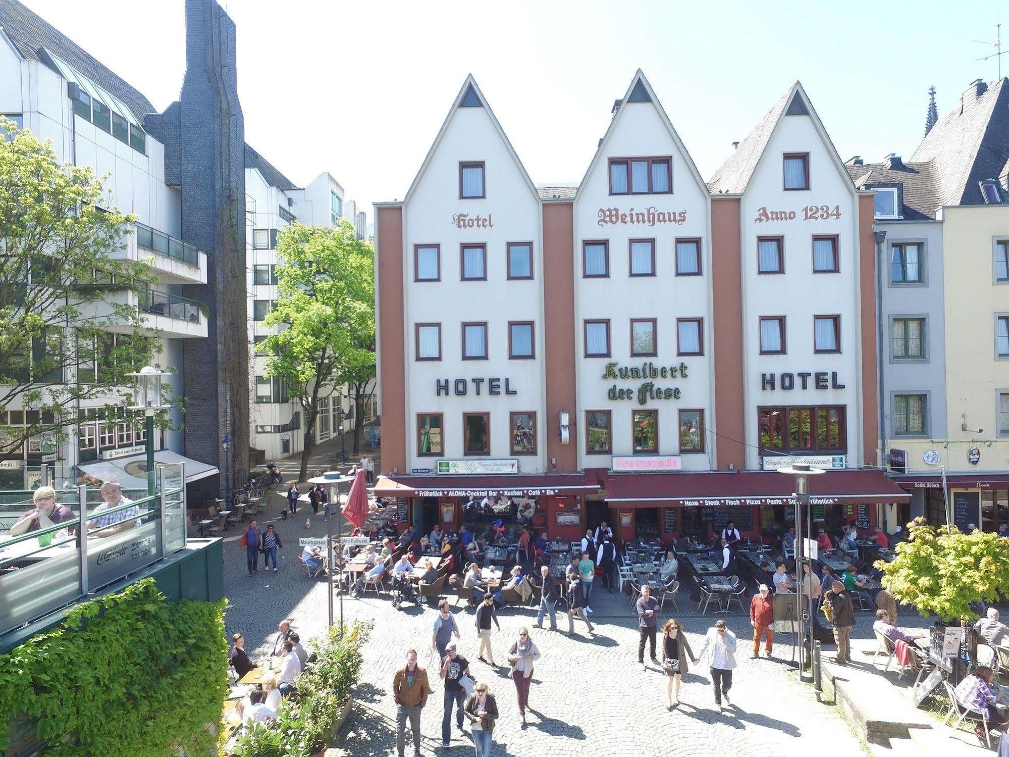 Hotel Kunibert Der Fiese Кьолн Екстериор снимка